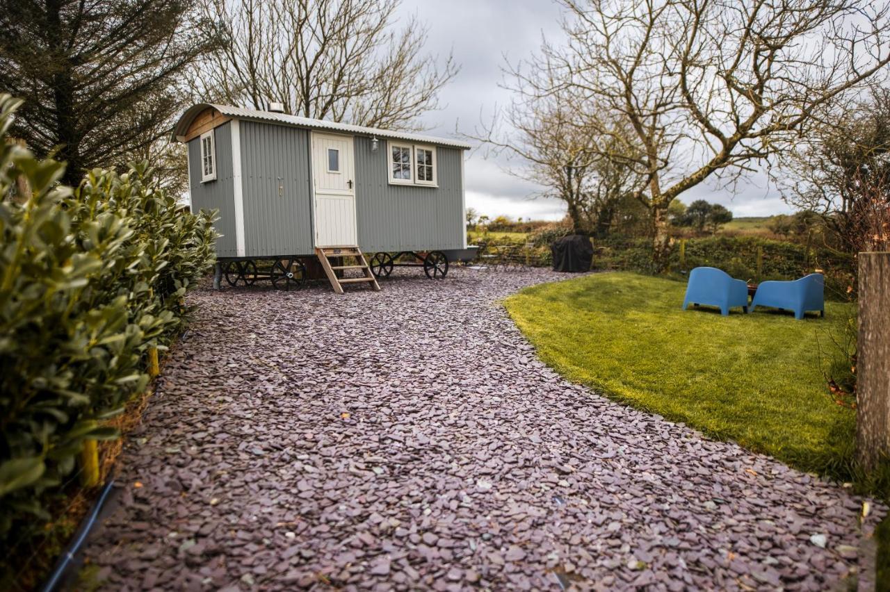 Campingplatz Luxury Shepherd's Hut On Flower Farm With Outdoor Bath In Mid Cornwall *